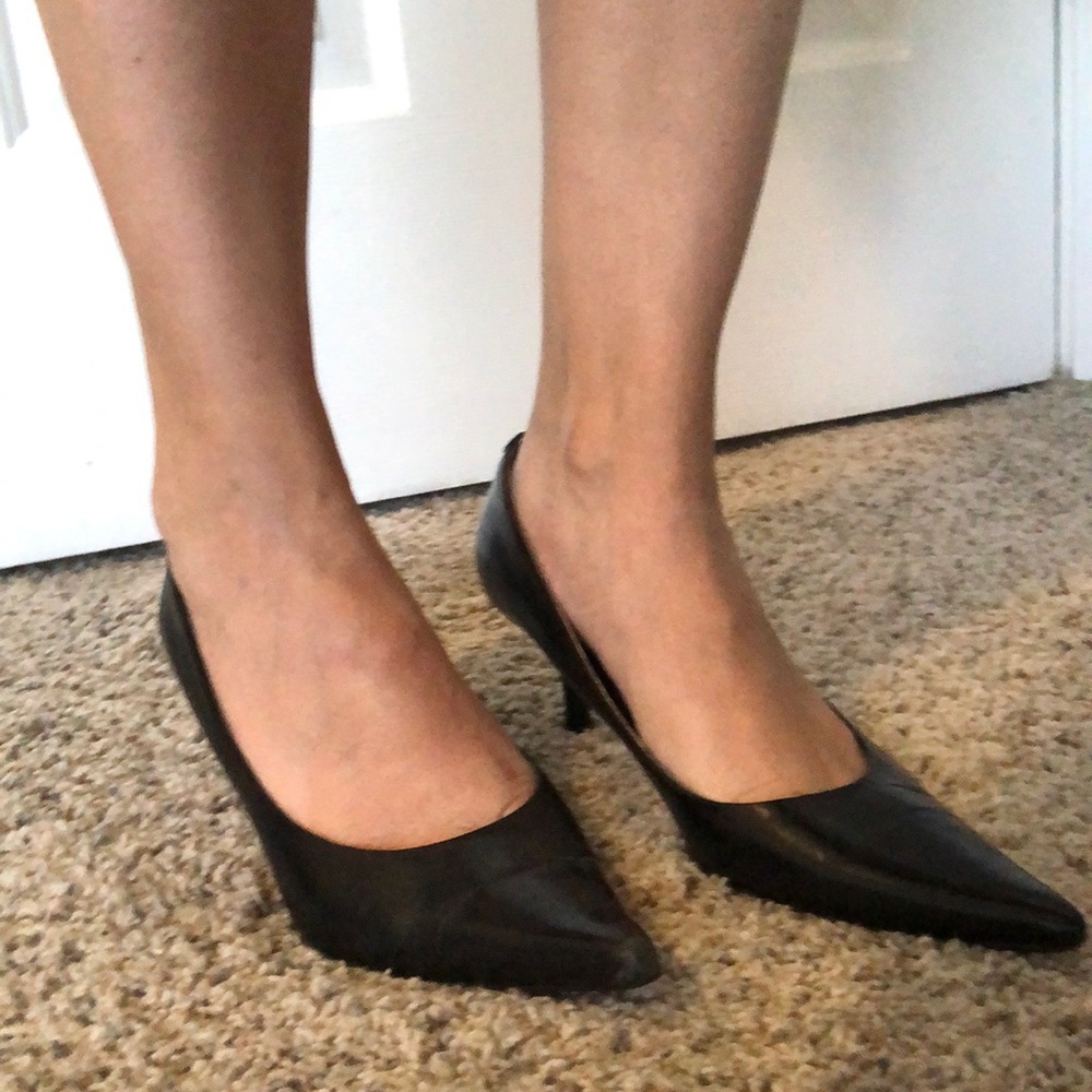 Nine West Black Pointed Heels. 7.5 M